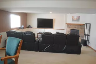 7208 Bracken Pkwy, Hobart, IN 46342 - Photo 18