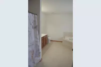 7208 Bracken Pkwy, Hobart, IN 46342 - Photo 14