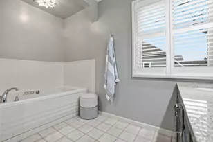 480 Ashford Ln, Valparaiso, IN 46385 - Photo 16