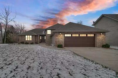 10621 Erie Drive E, Crown Point, IN 46307 - Photo 1