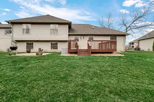 10621 Erie Dr E, Crown Point, IN 46307 - Photo 34