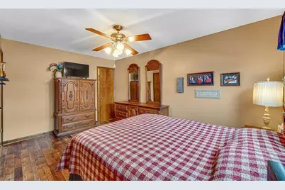 9143 Southmoor Avenue, Highland, IN 46322 - Photo 14