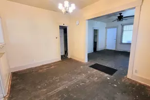 509 N Cullen St, Rensselaer, IN 47978 - Photo 8