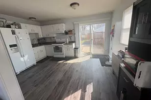 749 Acadia Rd, Valparaiso, IN 46385 - Photo 2