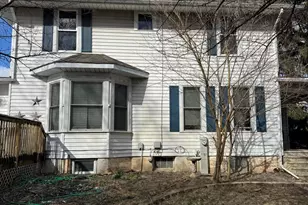 2911 E 109th Ave, Crown Point, IN 46307 - Photo 4