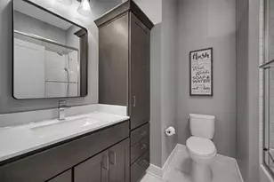 208 Campbell St, Valparaiso, IN 46385 - Photo 16