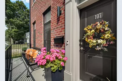 208 Campbell Street #107, Valparaiso, IN 46385 - Photo 1