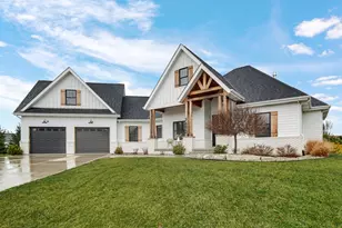 9695 Jonathan Ct, Saint John, IN 46373 - Photo 2