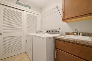 862 Veterans Ln, Crown Point, IN 46307 - Photo 26