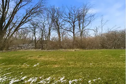 862 Veterans Lane, Crown Point, IN 46307 - Photo 2