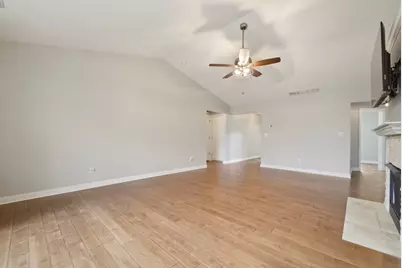 862 Veterans Lane, Crown Point, IN 46307 - Photo 6
