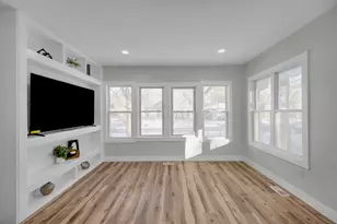 4200 Monroe St, Gary, IN 46408 - Photo 4