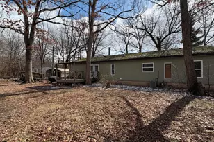 4256 Jonathan Dr, Wheatfield, IN 46392 - Photo 20