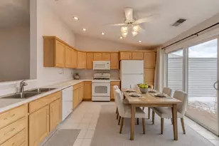 1647 Dogwood Dr, Crown Point, IN 46307 - Photo 12