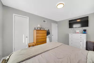 7411 Marshall Avenue, Hammond, IN 46323 - Photo 12