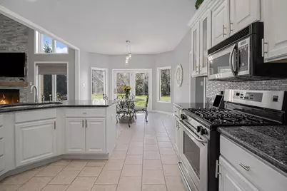 10588 Erie Drive, Crown Point, IN 46307 - Photo 14