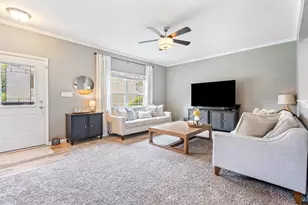 2725 W 127th Ln, Crown Point, IN 46307 - Photo 6