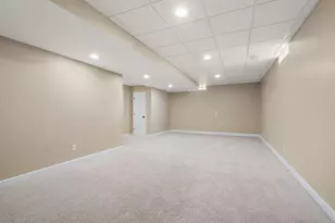 10057 New Devon St, Munster, IN 46321 - Photo 34