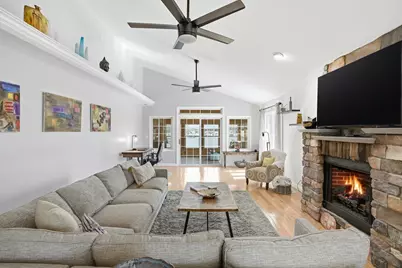 5671 N Stahl Road, Monon, IN 47959 - Photo 10