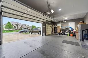 2102 Pradera Trl, Chesterton, IN 46304 - Photo 34