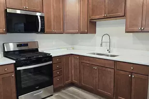 3138 Duluth St, Highland, IN 46322 - Photo 4