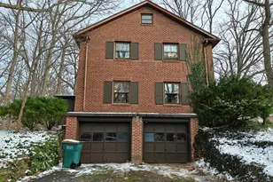 1308 Del Vista Dr, Valparaiso, IN 46385 - Photo 2