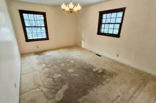 1308 Del Vista Dr, Valparaiso, IN 46385 - Photo 8