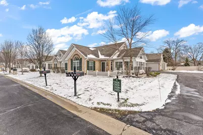 2426 Allison Circle #2426, Valparaiso, IN 46383 - Photo 6