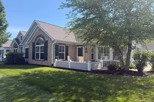 2426 Allison Cir, Valparaiso, IN 46383 - Photo 2
