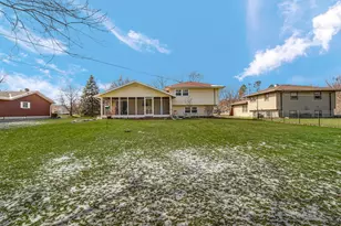 9323 Belmont Ave, Saint John, IN 46373 - Photo 20