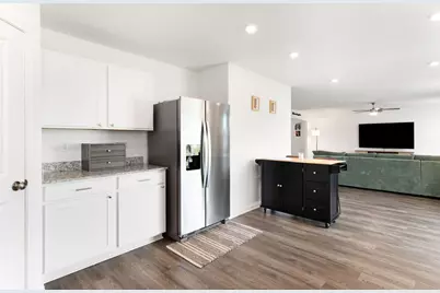 845 W Scipio Drive, La Porte, IN 46350 - Photo 4