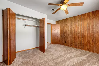 736 N Glenwood Avenue, Griffith, IN 46319 - Photo 20