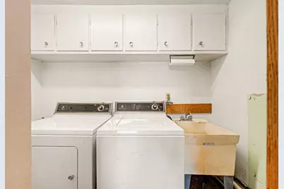 736 N Glenwood Avenue, Griffith, IN 46319 - Photo 24