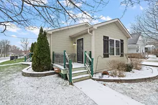 303 Burnham St, Lowell, IN 46356 - Photo 26