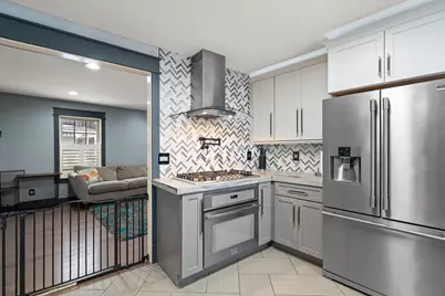 303 Burnham Street, Lowell, IN 46356 - Photo 4