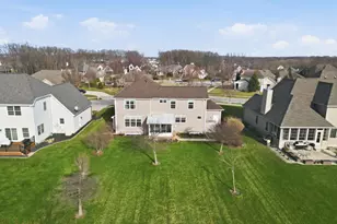 1144 Mary Ellen Dr, Crown Point, IN 46307 - Photo 40