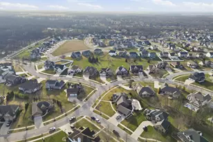 1144 Mary Ellen Dr, Crown Point, IN 46307 - Photo 46