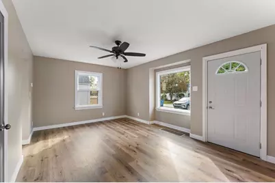 301 W Bates Street, Hebron, IN 46341 - Photo 4