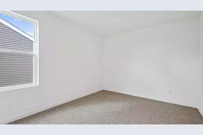 187 Cressmoor Boulevard, Hobart, IN 46342 - Photo 20