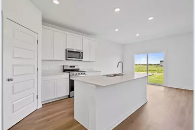 7622 W 107th Place, Crown Point, IN 46307 - Photo 4