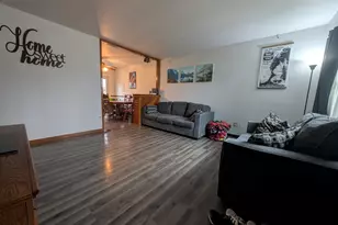 2600 Drexel Dr, Hobart, IN 46342 - Photo 2