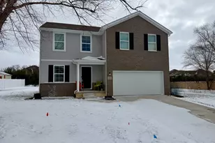 1829 S Creekside Ct, Westville, IN 46391 - Photo 1