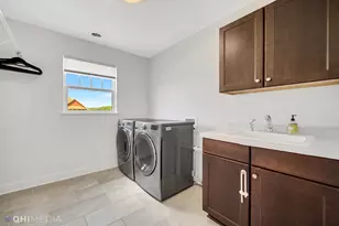 2554 Beauty Creek Dr, Valparaiso, IN 46385 - Photo 28