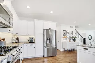 2554 Beauty Creek Dr, Valparaiso, IN 46385 - Photo 16