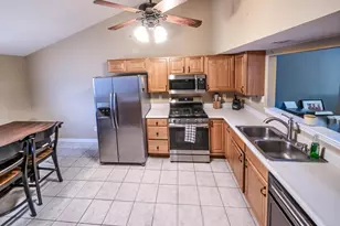 130 Polly Ln, Hobart, IN 46342 - Photo 2