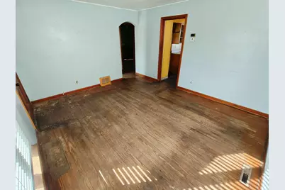 7418 Howard Avenue, Hammond, IN 46324 - Photo 4