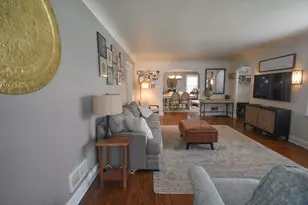 338 N Lafayette St, Griffith, IN 46319 - Photo 6