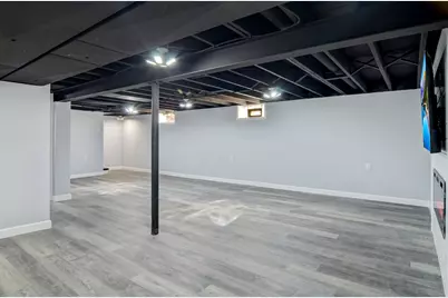 6739 New Hampshire Avenue, Hammond, IN 46323 - Photo 18