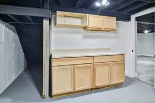 6739 New Hampshire Ave, Hammond, IN 46323 - Photo 22