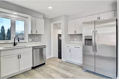 6739 New Hampshire Avenue, Hammond, IN 46323 - Photo 10